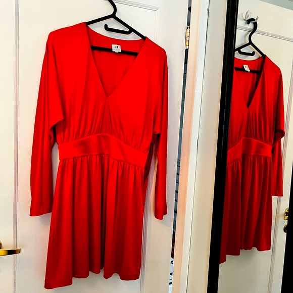 Halston Red ‘Carrie’ dress - Picture 1 of 4